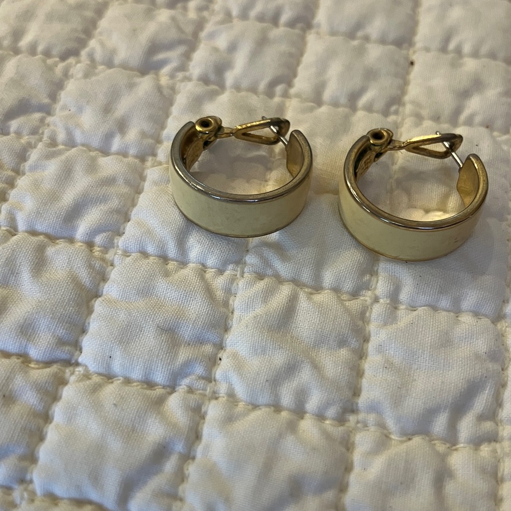 MONET Gold Tone & Cream Enamel 5/8” Hoop with Locking Post